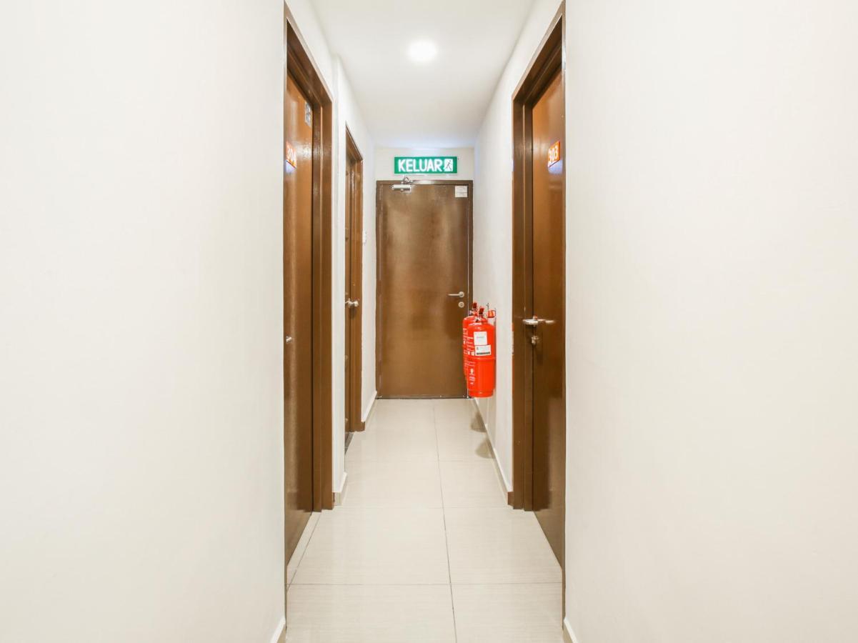 Dyaya Hotel Malacca Екстер'єр фото