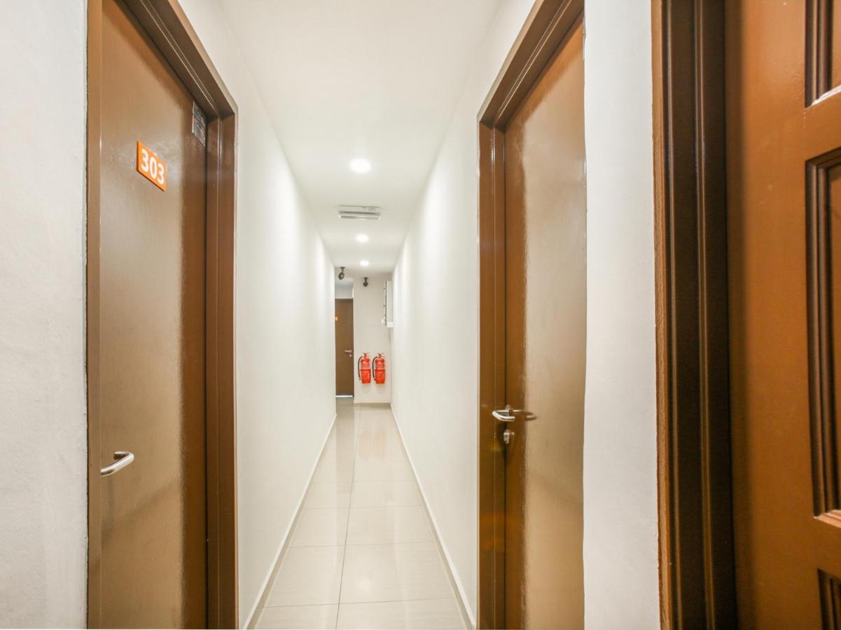 Dyaya Hotel Malacca Екстер'єр фото